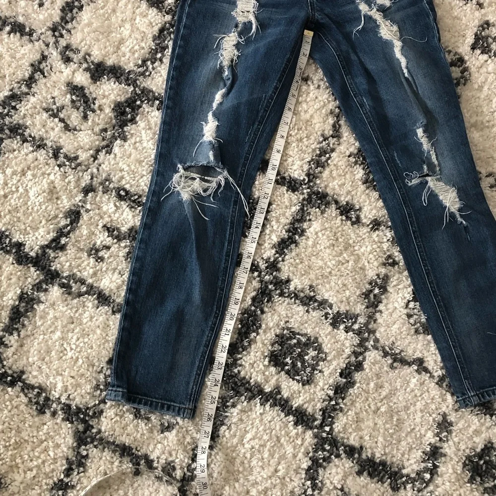 Joe's Jeans Billie Ankle Boyfriend Slim Womens Sz 26 Destroyed Grunge Skater